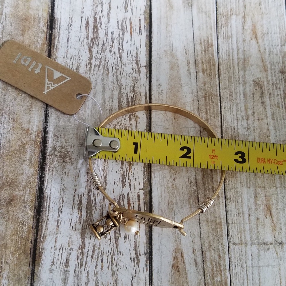⭐️3/$30⭐️ “Carpe Diem” bracelet gold tone - Picture 5 of 8